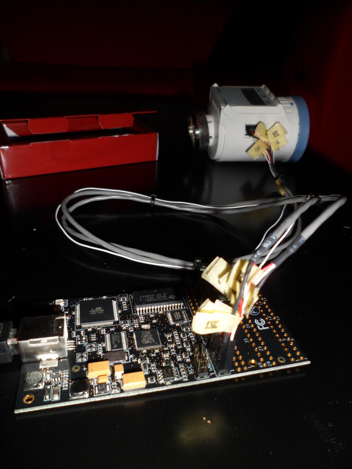 Heizungsthermostat HR20: ATmega 169P via JTAG flashen - Mikrocontroller.net