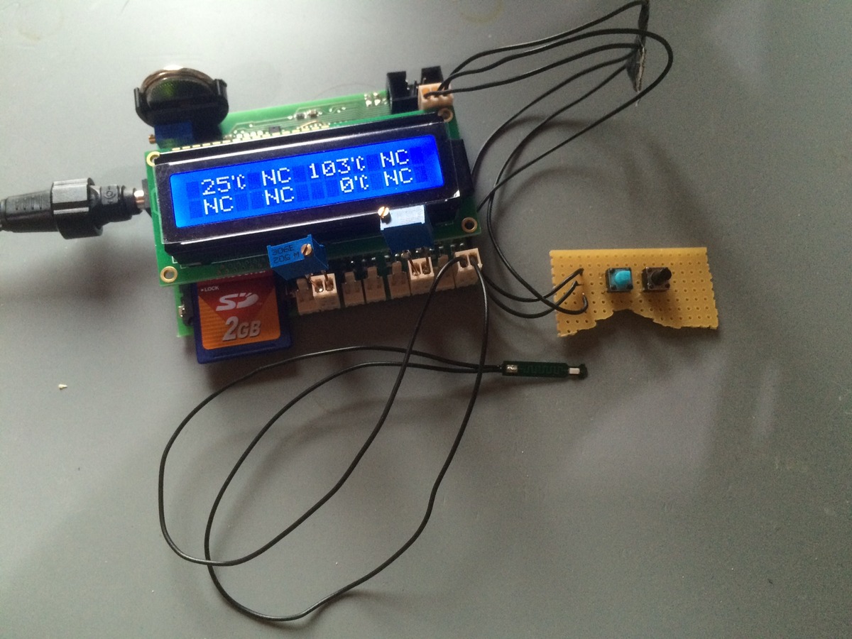 8x Temperaturanzeige mit LCD, SD-Datenlogger und RTC