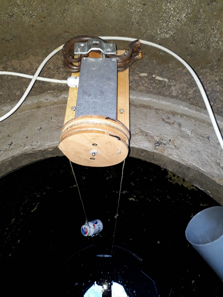Füllstandsanzeige Funk Ultraschall für Zisterne Wassertank Öl-Tank Anzeige  100m