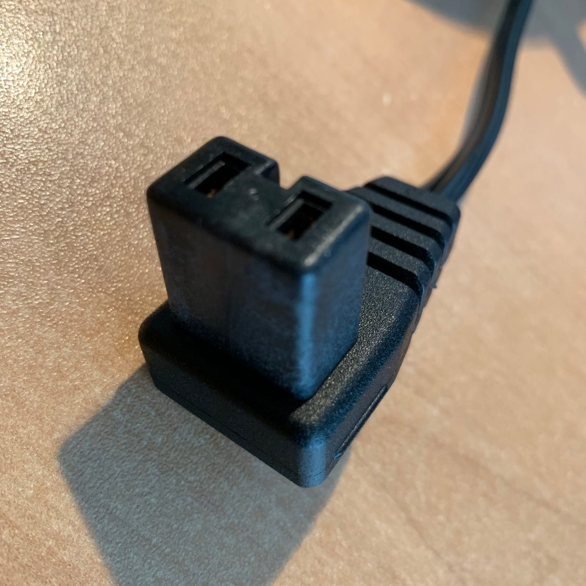 12V-Stecker geschmolzen? - Wohnmobil Forum Seite 1