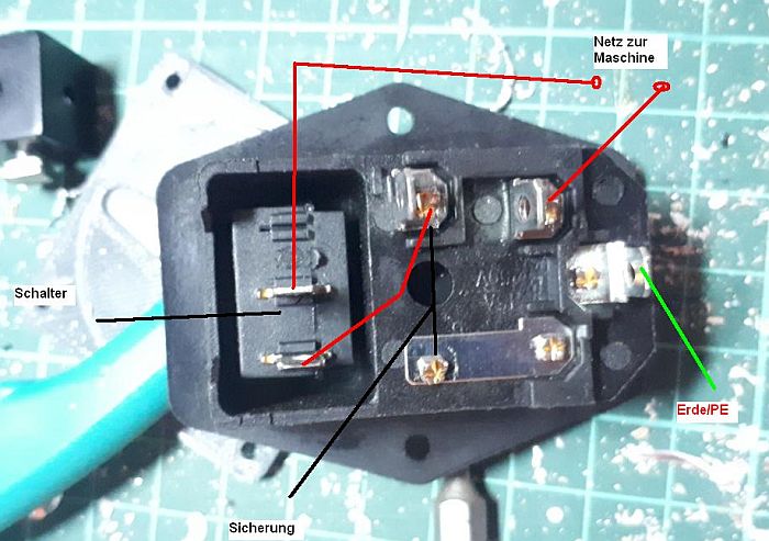Kaltgeratestecker Buchse Anschluss Mikrocontroller Net