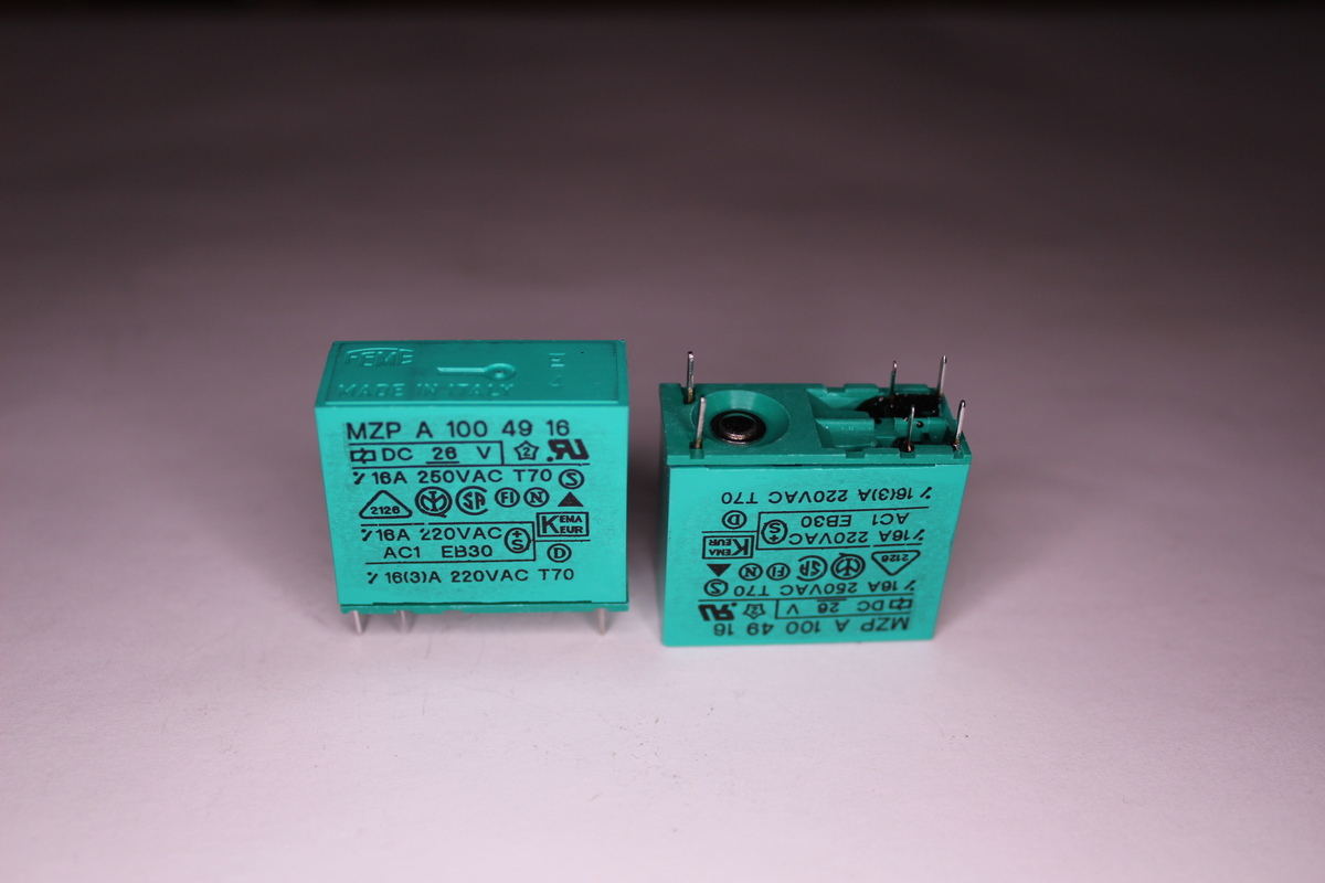 26 V 10 A 250 VAC Miniatur-Leistungs-Relais Gavazzi Typ MZP A 001 49 10 